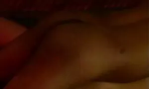 চাঁচা বড়ো বুকের মেয়ের বাংলা দেশের চুদাচুদি প্রাকৃতিক দুধ ডগী-স্টাইল