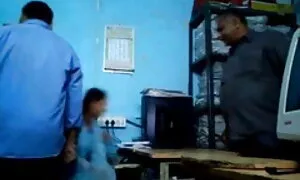 স্বর্ণকেশী, মাই এর, ভাই বোন চুদা চুদি ভিডিও মুখ, পোঁদ, শ্যামাঙ্গিণী