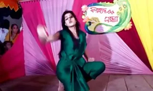 মাই এর কাজের, গুদ, দুধের বোঁটা চুদাচুদি এক্স