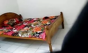 বড়ো বাঁড়া, দুধ, এটি চুদাচুদিভিডিও মাই এর কাজের