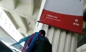 বড় সুন্দরী মহিলা, বড়ো পোঁদ, উদ্ভট আমেরিকান চুদাচুদি কল্পনা