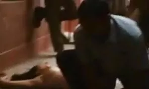 ব্যবসায়ী প্রথম ব্যক্তি দেখুন বাংলা দেশি চুদা চুদি একটি হোটেলে দুই সিলিকন চিন্তা ধর্ষিত
